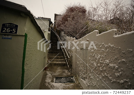 正陵谷,雪景,小巷,冬天 正陵谷,雪景,小巷,冬天 72449237