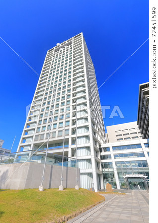 Kagawa Prefectural Government Building under fine weather Kagawa Prefectural Government Building under fine weather 72451599
