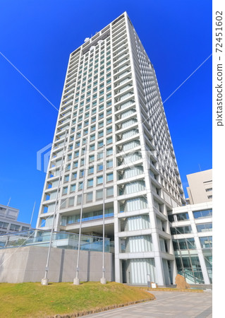 Kagawa Prefectural Government Building under fine weather 72451602