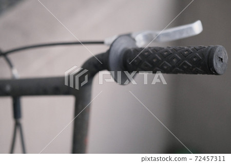 Bicycle brakes and handles Bicycle brakes and handles 72457311