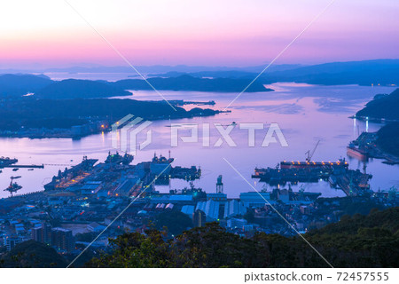 佐世保的黎明 72457555