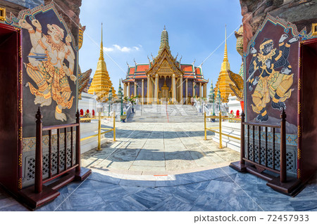 Temple of the Emerald Buddha or Wat Phra Kaew temple, Bangkok, Thailand 72457933