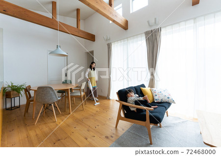Living custom-built house Living custom-built house 72468000