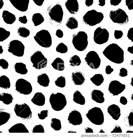 Polka dot vector hand drawn seamless pattern. Polka dot vector hand drawn seamless pattern. 72475031