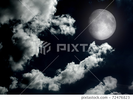 The moon in the night sky The moon in the night sky 72476823