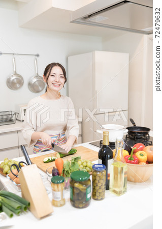 女人做一頓飯 72479632