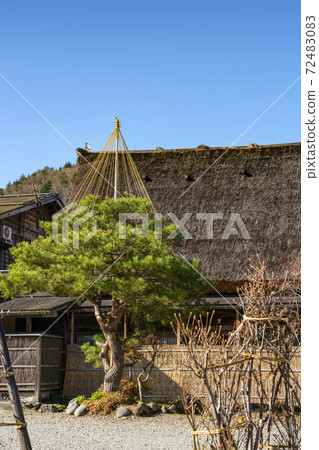Shirakawago在秋天 72483083