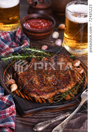 Roasted pork on the bone steak 72485223