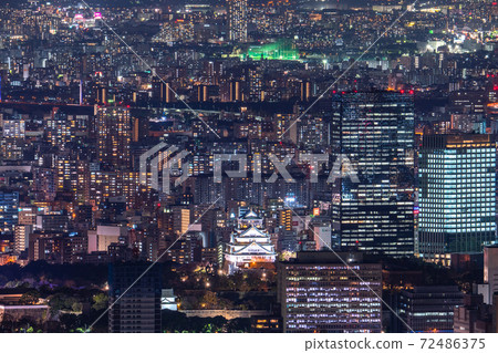 《Osaka Prefecture》 Night view of central Osaka, Osaka Castle and business park 72486375