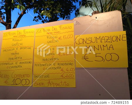 牆上的意大利菜單 72489155