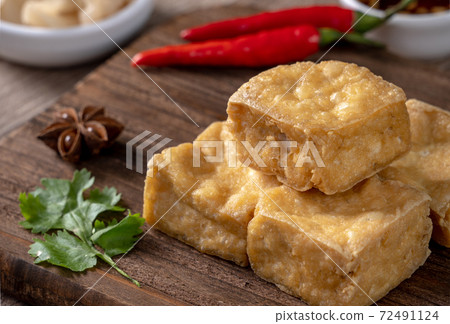 臭豆腐 路邊攤 夜市 泡菜 Stincky tofu street food チョウドウフ 臭豆腐 路邊攤 夜市 泡菜 Stincky tofu street food チョウドウフ 72491124