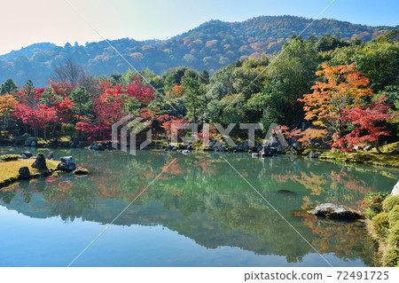 Kyoto Tenryuji Temple Sogenike Garden of Autumn Leaves Kyoto Tenryuji Temple Sogenike Garden of Autumn Leaves 72491725