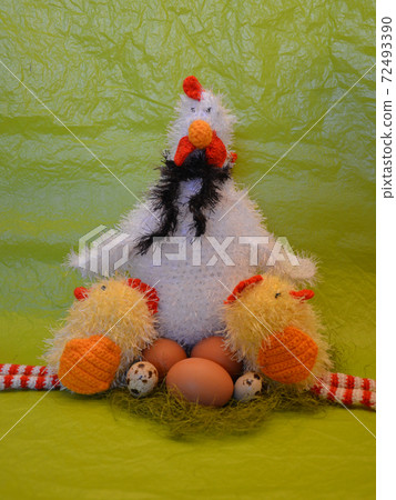 Easter scene with chicken with eggs and  chick 72493390