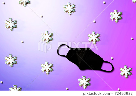 Face mask with snowflakes Face mask with snowflakes 72493982
