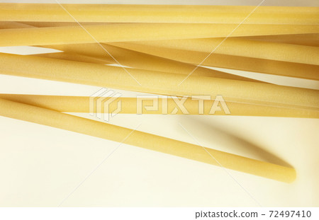 Dry pasta ziti Dry pasta ziti 72497410