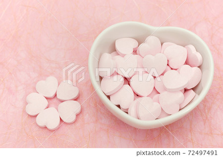 Ramune confectionery heart 72497491