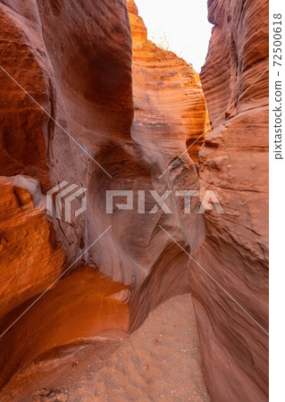Beautiful landscape around Buckskin Gulch slot canyon 72500618