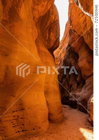 Beautiful landscape around Buckskin Gulch slot canyon Beautiful landscape around Buckskin Gulch slot canyon 72500946