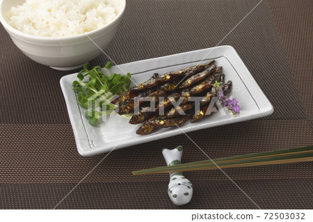 Rice with tsukudani of delicious sweet and spicy smelt Rice with tsukudani of delicious sweet and spicy smelt 72503032