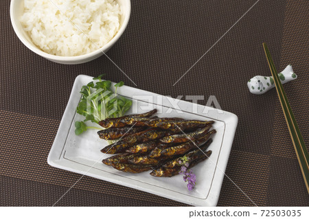 香甜可口的若狹米飯,用醬油煮成的飯 香甜可口的若狹米飯,用醬油煮成的飯 72503035