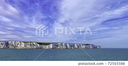 White cliffs of England in Dover, United Kingdom 72503386