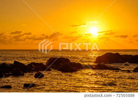 越前海岸的黃昏（位於福井縣越前鎮） 72503886