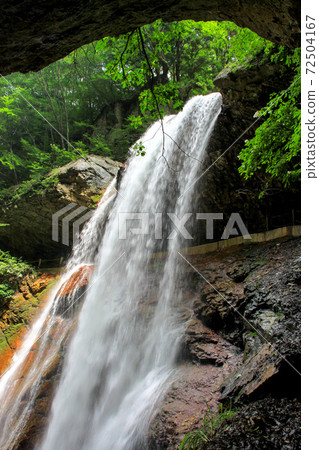 Lightning Falls Lightning Falls 72504167
