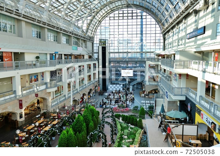 Sapporo Factory Atrium Building Sapporo Factory Atrium Building 72505038
