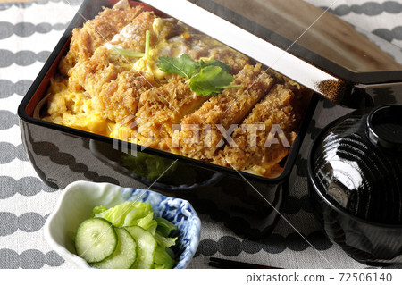 腰肉和重醬菜和湯 72506140