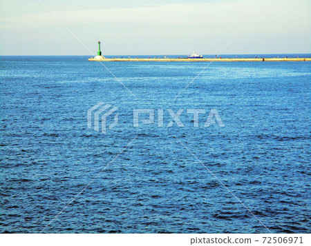 高雄佛光山駁二西子灣 72506971