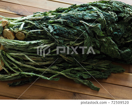 Korean food ingredient Shiraegi, dried radish leaves 72509520