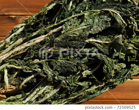 Korean food ingredient Shiraegi, dried radish leaves Korean food ingredient Shiraegi, dried radish leaves 72509525