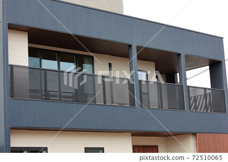 New construction 72510065