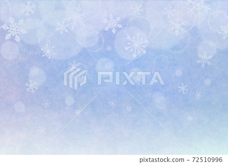雪晶的柔和背景聖誕節,冬季問候等。 雪晶的柔和背景聖誕節,冬季問候等。 72510996