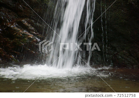 Waterfall of Ikutani Waterfall of Ikutani 72512758