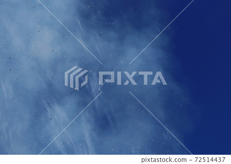 火災煙霧和飛機雲 火災煙霧和飛機雲 72514437