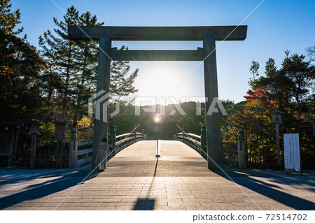 Asahi rising from Ise Jingu Naiku Ujibashi Torii 72514702