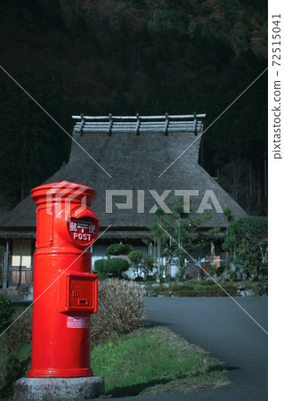 茅草屋頂的小鎮的風景 茅草屋頂的小鎮的風景 72515041