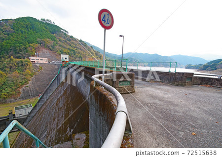 Aburagi Dam, a multipurpose dam in Soeda-cho, Tagawa-gun 72515638