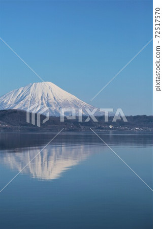 洞爺湖和羊蹄山 72517570