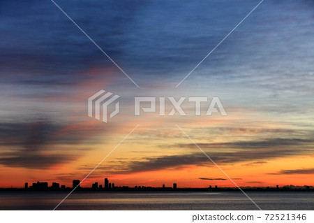 從浦安看日出 從浦安看日出 72521346