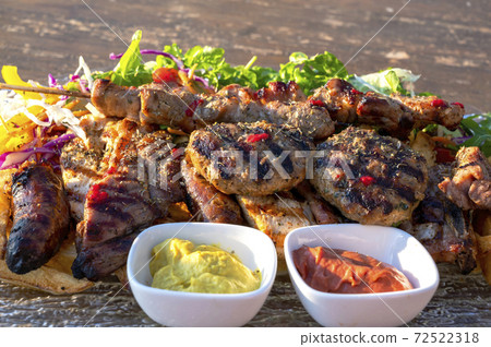 BBQ on open air BBQ on open air 72522318