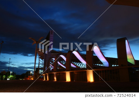 Kaohsiung National Stadium 72524014