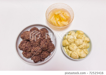 Rice cake (Jeju omegi rice cake, sorghum red - Stock Photo [72525416] -  PIXTA
