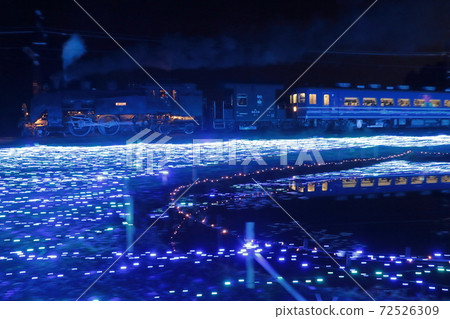 SL Taiju running through a sea of illuminations_Photo taken on 12/12/2020 72526309