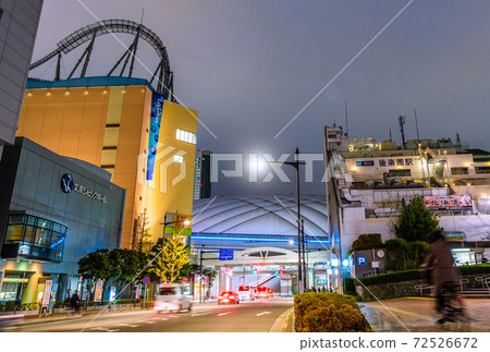 View of Tokyo cityscape of Japan, such as Korakuen Station and Tokyo Dome 72526672
