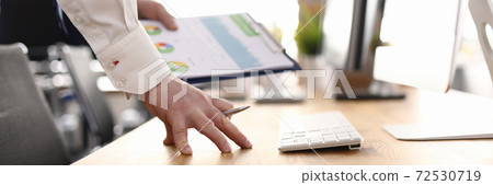 Cropped picture of company worker 72530719