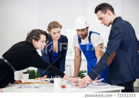 Office people in meeting, business, technology and office concep 72532255