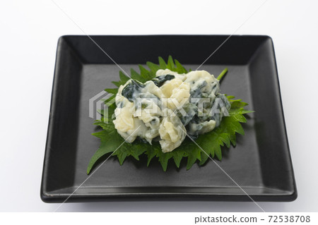 Delicious Nozawana wasabi on a plate Delicious Nozawana wasabi on a plate 72538708