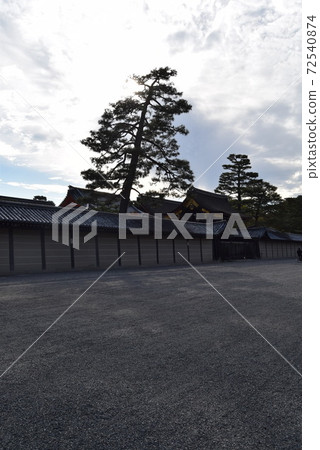 Kyoto Imperial Palace 72540874